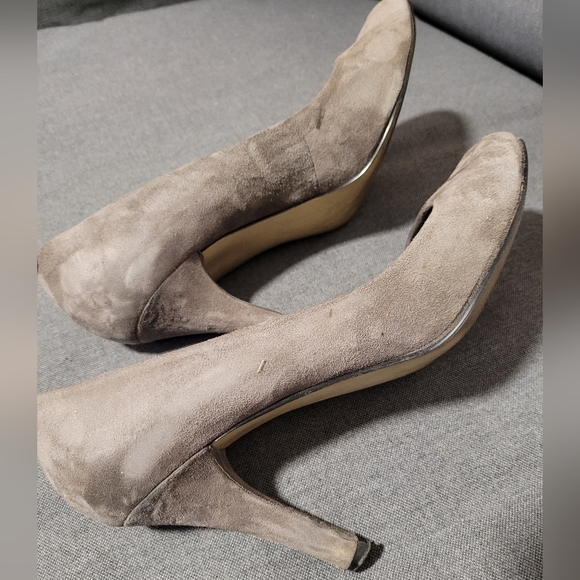 Nine West, Grey heels, size 7.5 - Picture 2 of 4